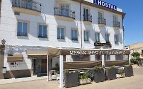 Mesón Hostal La Cabaña